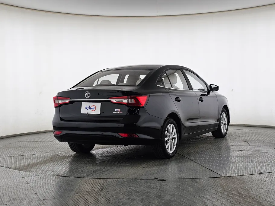 ام جي 5 COM 2022 