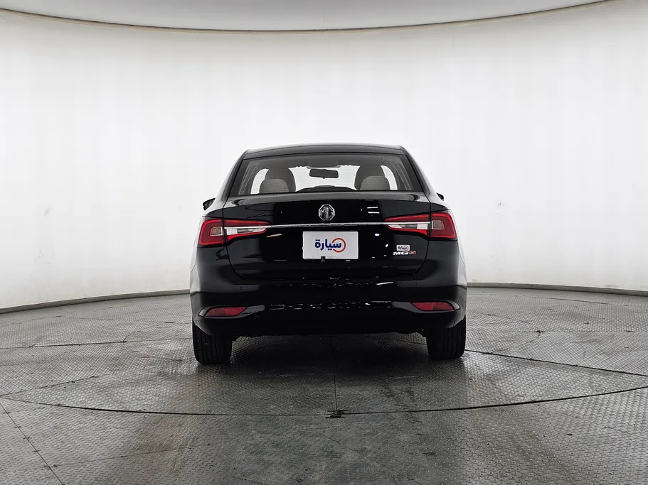 ام جي 5 COM 2022 