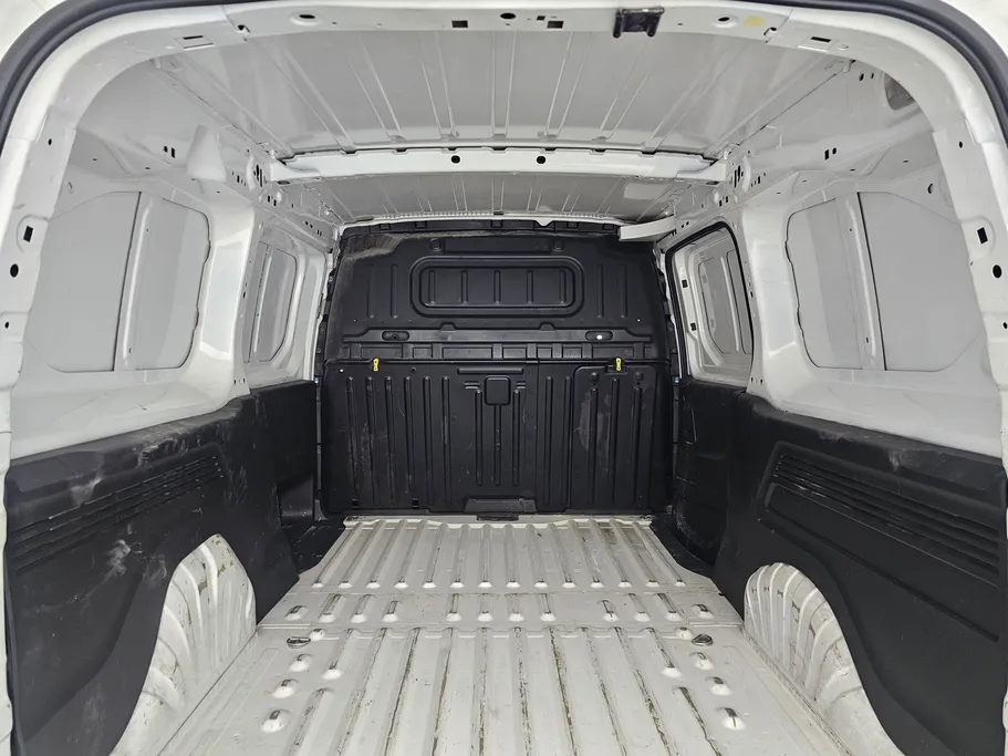 2022 Peugeot Partner Long van 