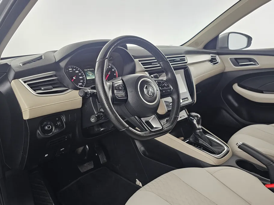 2022 ام جي 5 COM 