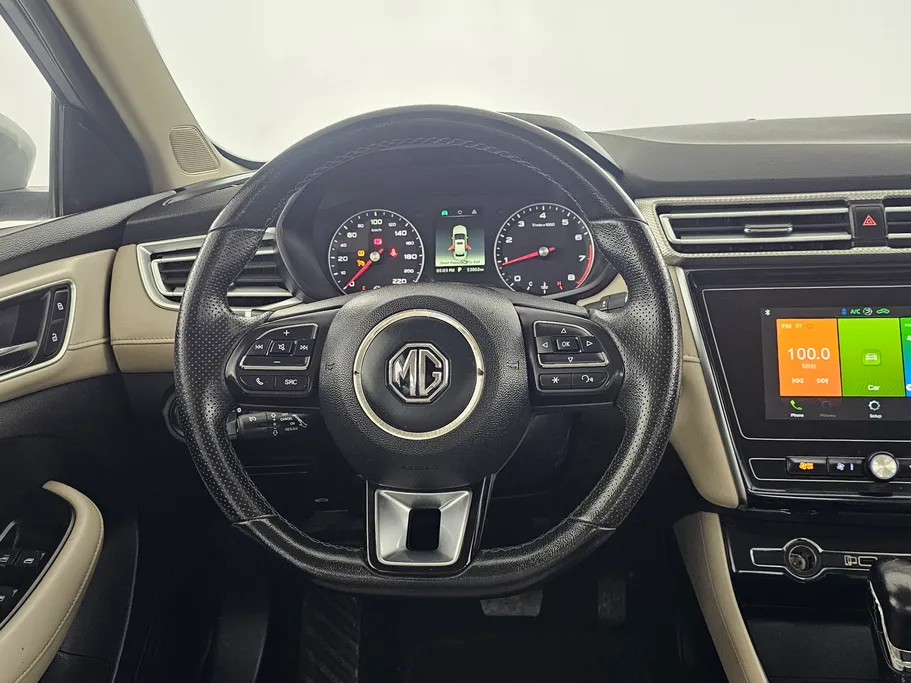 2022 ام جي 5 COM 