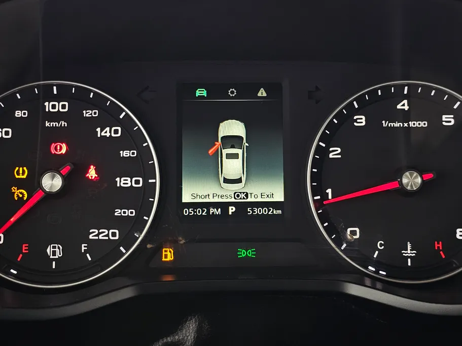 2022 ام جي 5 COM 