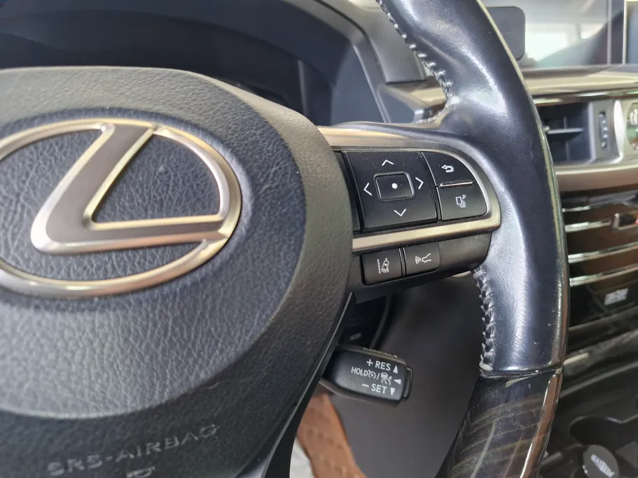 2021 Lexus LX 570 S 