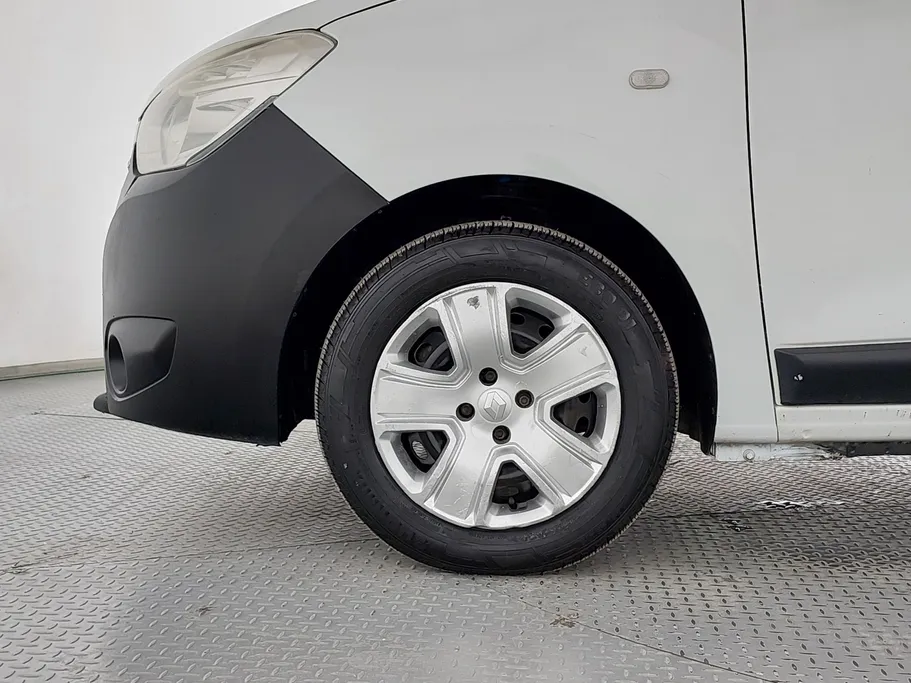 2021 Renault Docker Van بضاعة 