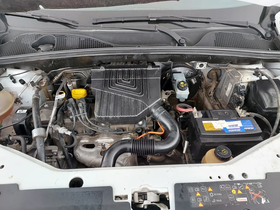 2021 Renault Docker Van بضاعة 