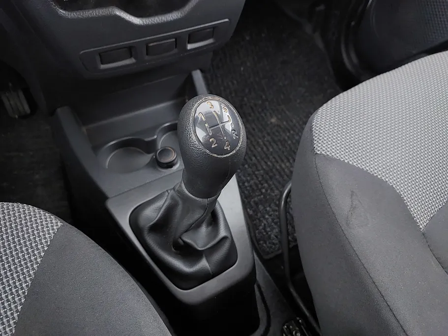 2021 Renault Docker Van بضاعة 