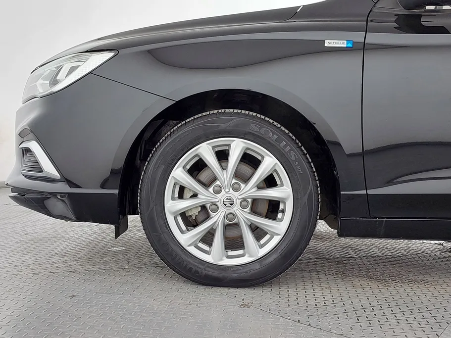 ام جي 5 STD 2024 