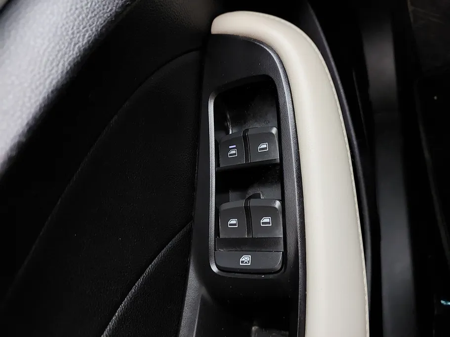 ام جي 5 STD 2024 