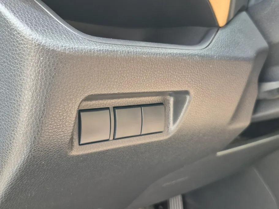 تويوتا راف فور LE 2022 