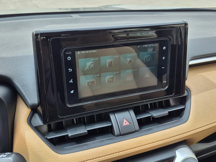 تويوتا راف فور LE 2022 