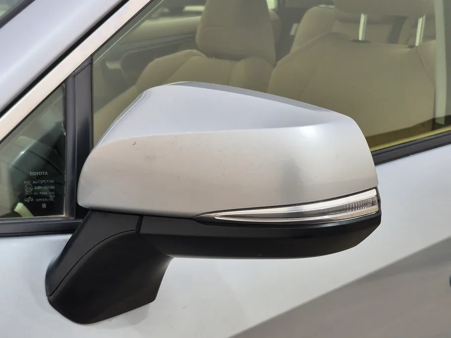 تويوتا راف فور LE 2022 