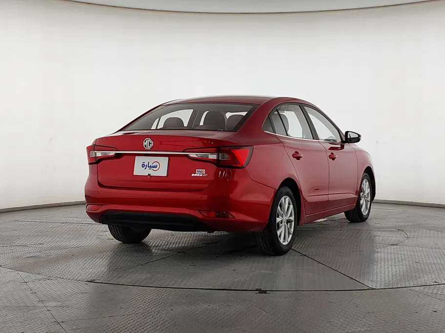 ام جي 5 COM 2022 