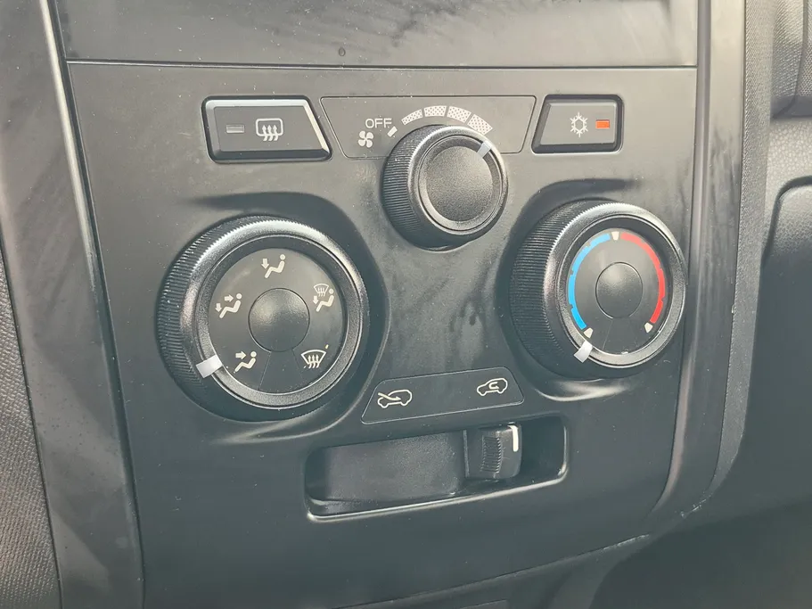 ايسوزو دي ماكس DC 4x4 2022 