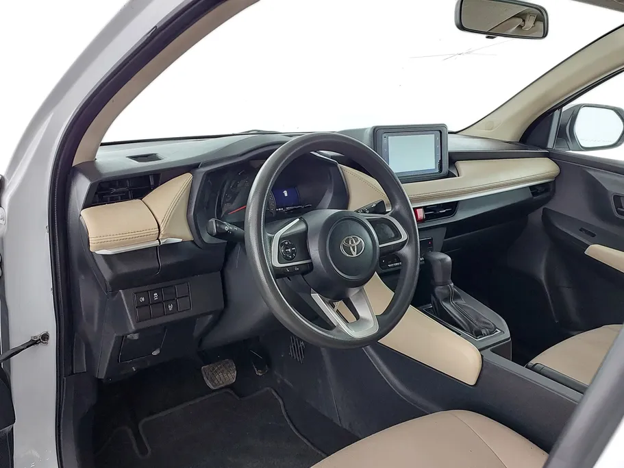 2023 تويوتا Yaris  Y 