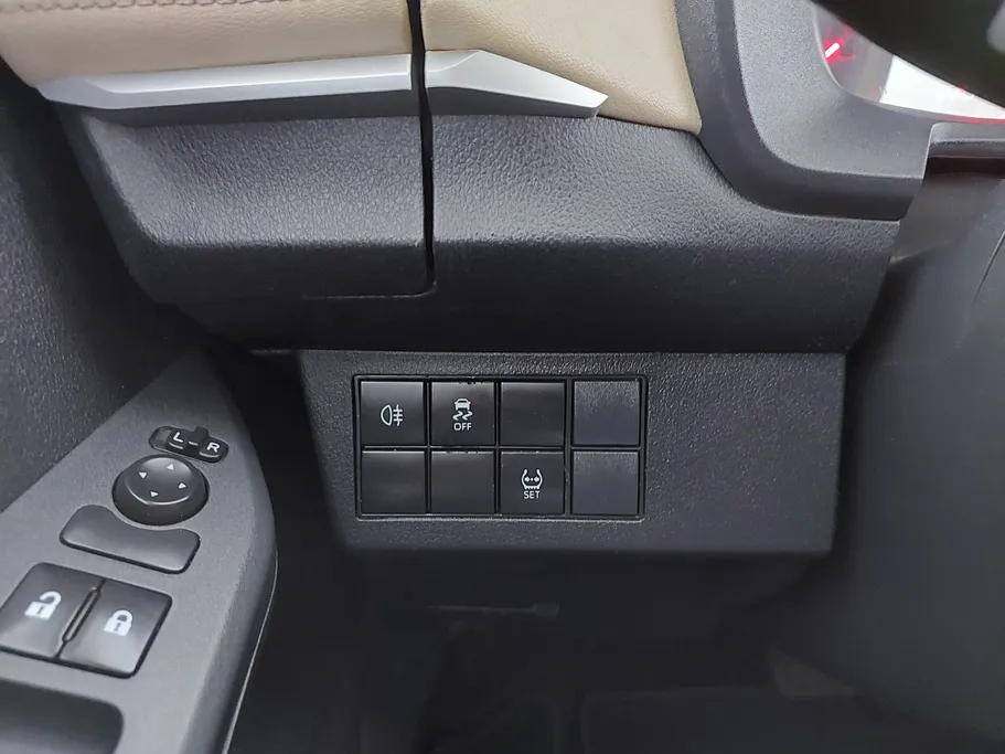 2023 تويوتا Yaris  Y 