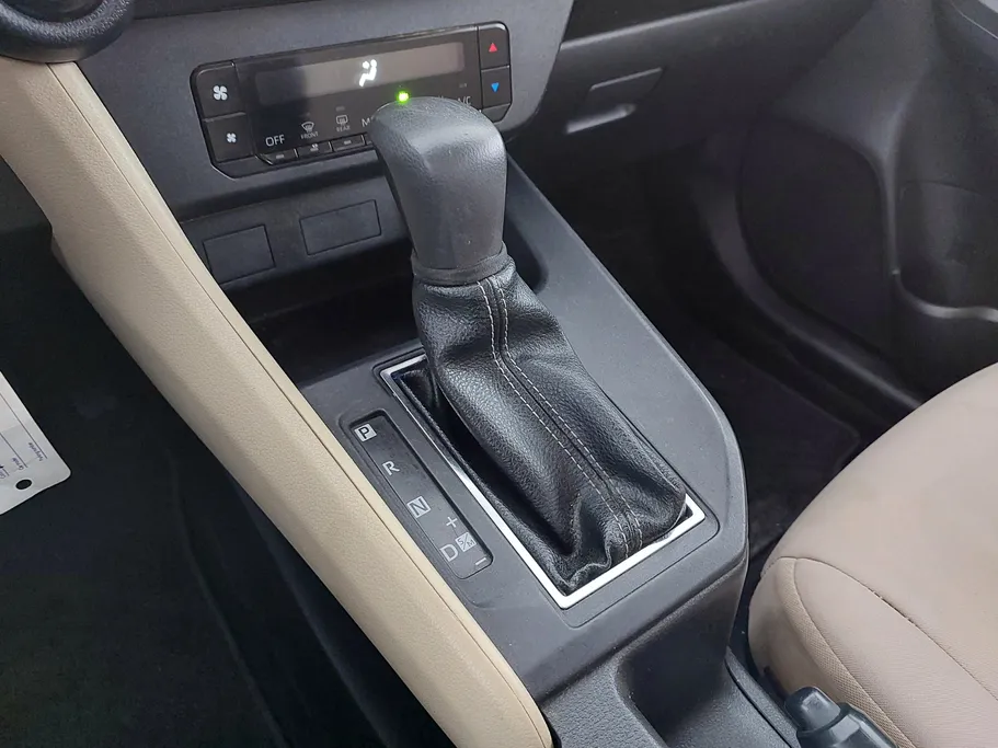 2023 تويوتا Yaris  Y 