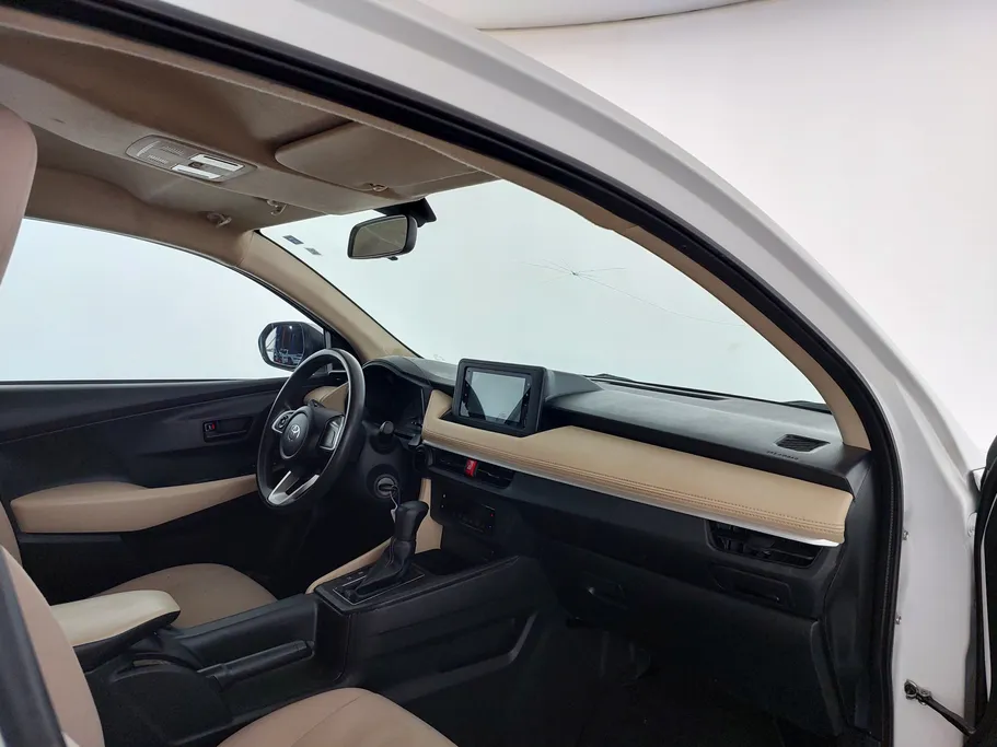 2023 تويوتا Yaris  Y 