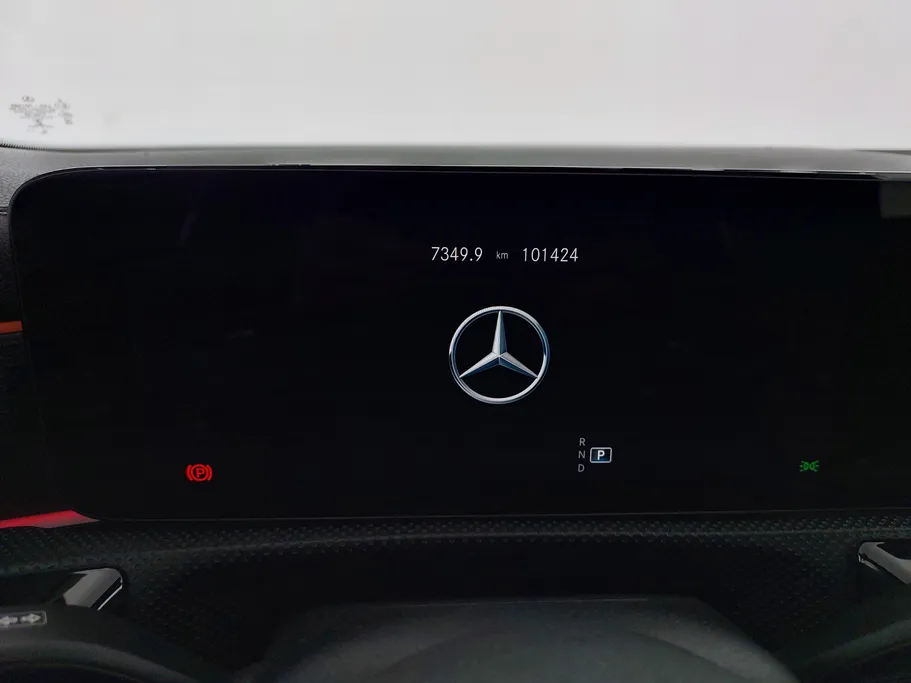 2023 Mercedes CLA 200 