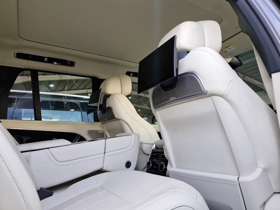 لاند روفر رنج روفر Autobiography  2024 