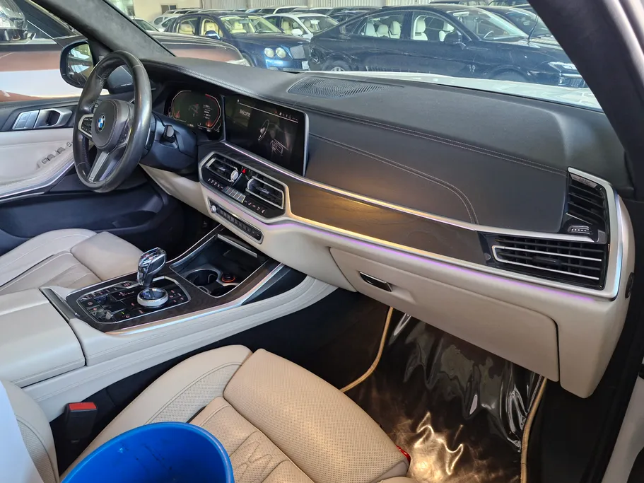 2019 BMW X Series 7 xDrive 50i 