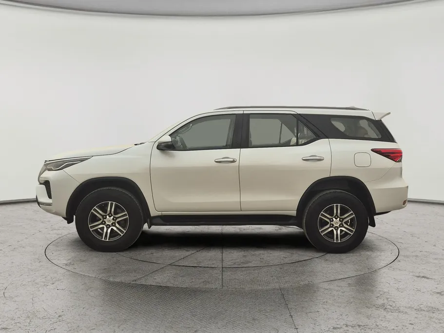 2023 Toyota Fortuner GX 