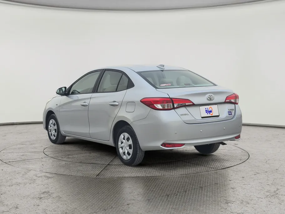 تويوتا يارس Y 2022 