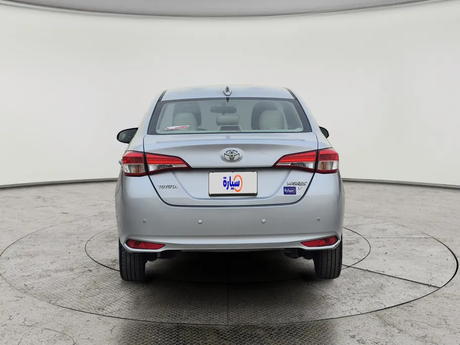 تويوتا يارس Y 2022 
