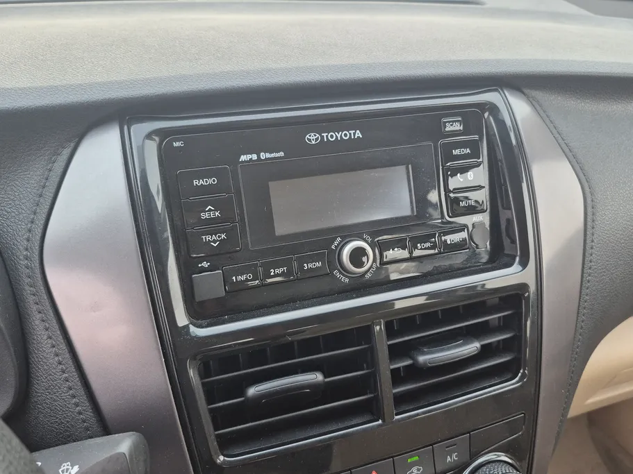 تويوتا يارس Y 2022 