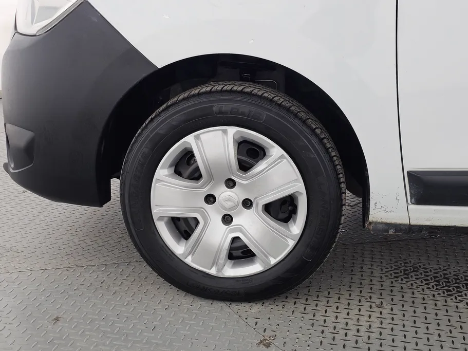 2021 Renault Docker Van بضاعة 