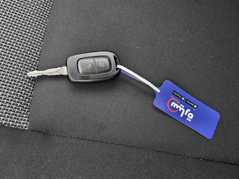 2021 Renault Docker Van بضاعة 