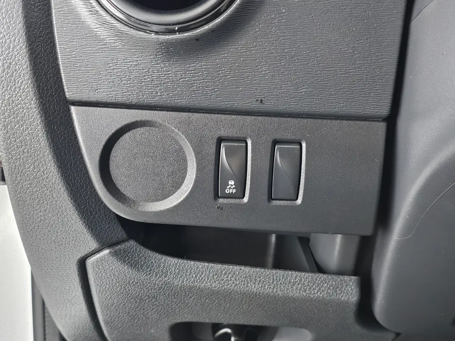 2021 Renault Docker Van بضاعة 