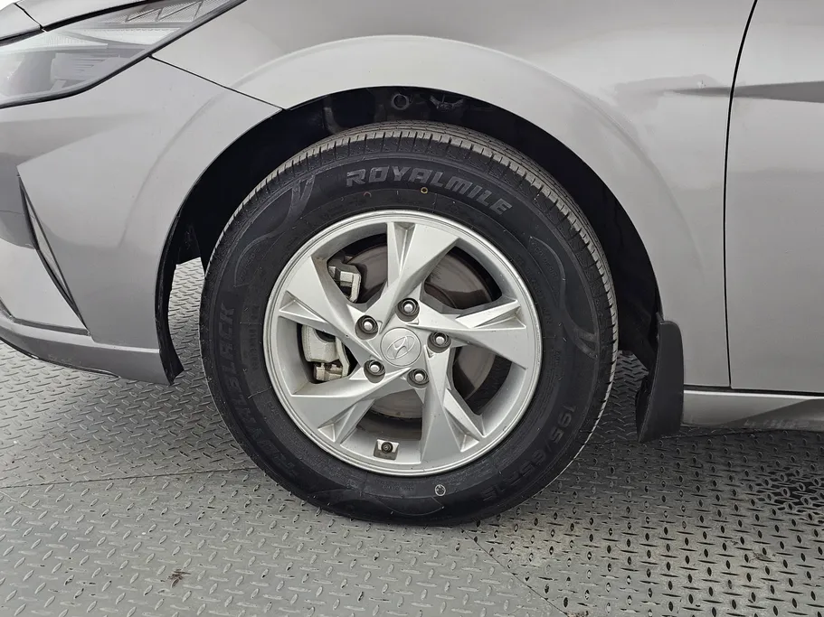 2023 Hyundai Elantra Fleet 