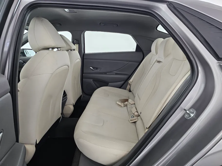 2023 Hyundai Elantra Fleet 