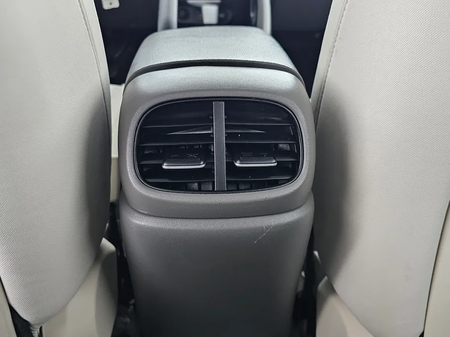 2023 Hyundai Elantra Fleet 