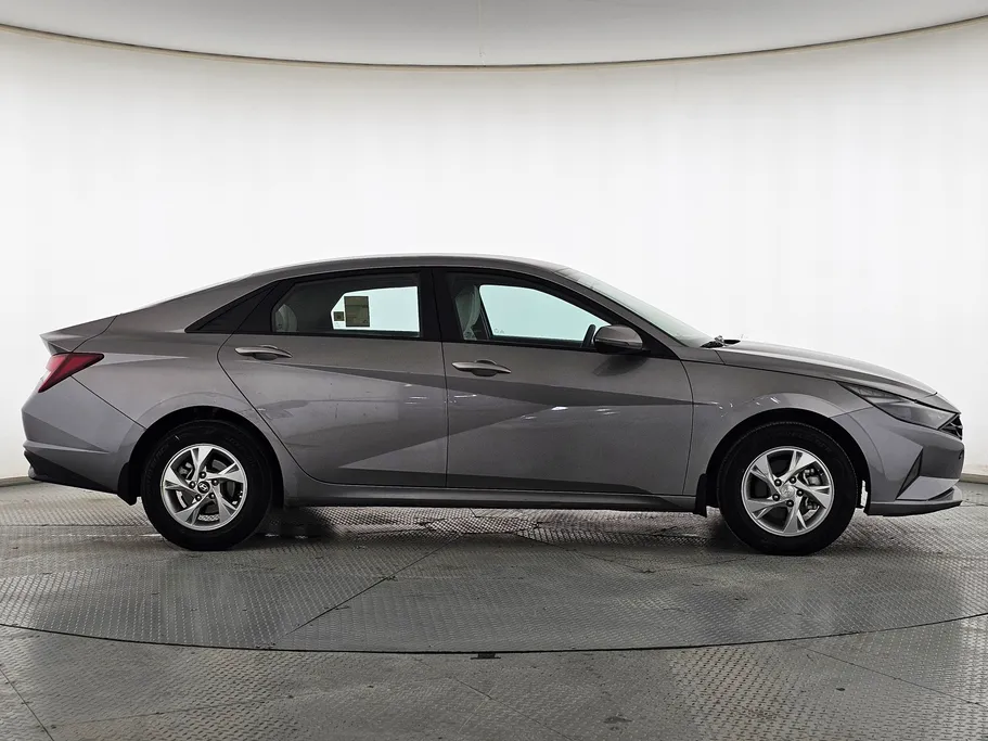 2023 Hyundai Elantra Fleet 