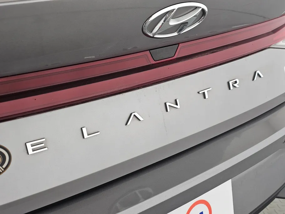 2023 Hyundai Elantra Fleet 