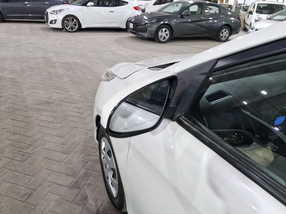 تويوتا يارس Y 2019 