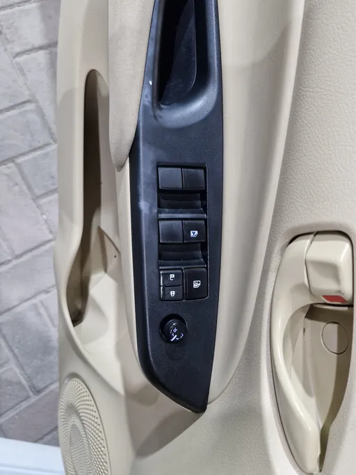 تويوتا يارس Y 2019 