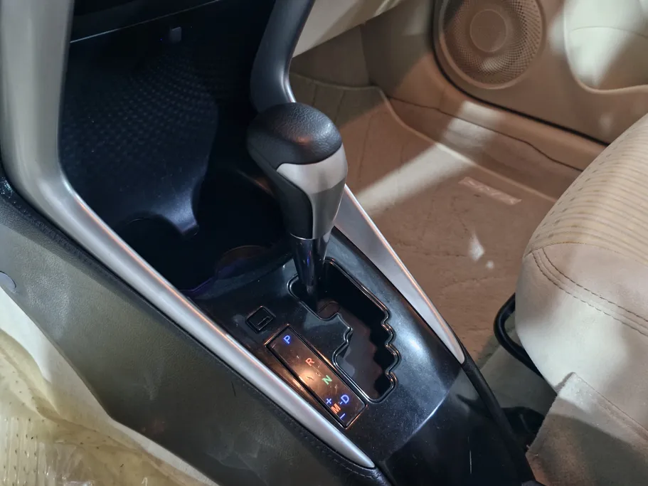 تويوتا يارس Y 2019 