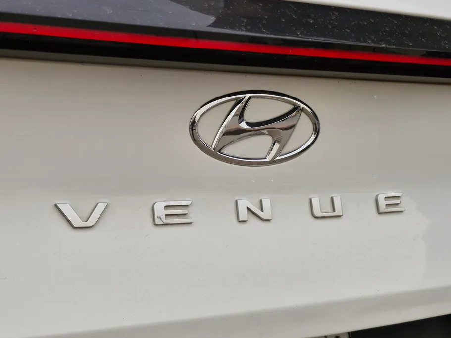 2024 Hyundai Venue Smart 