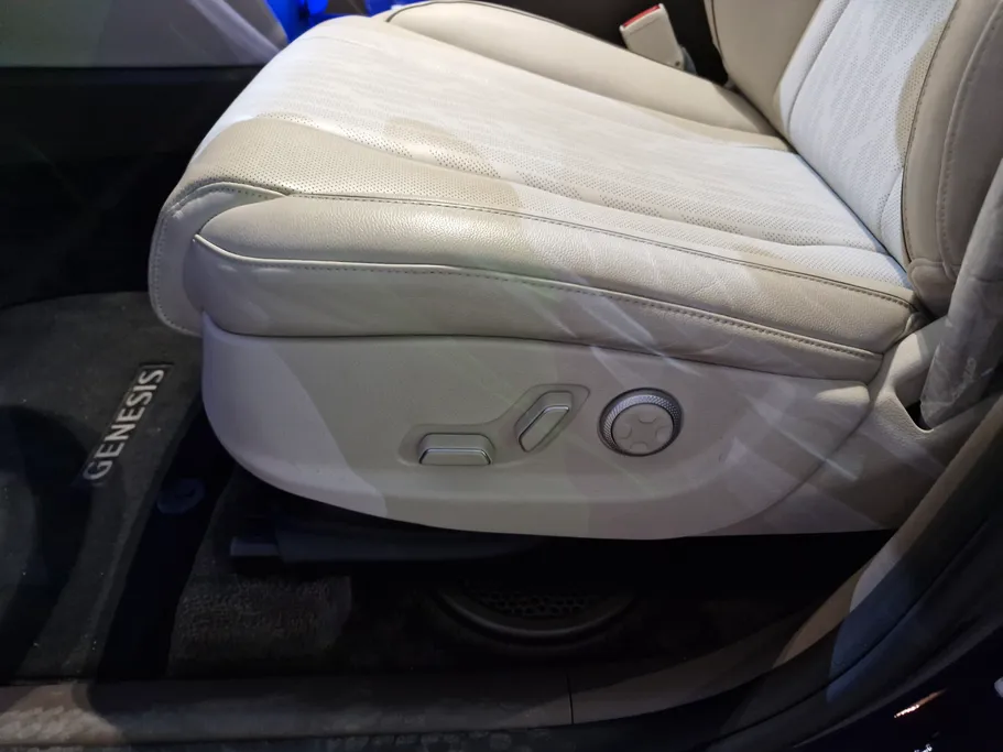 جينيسيس GV80 Premium 2023 