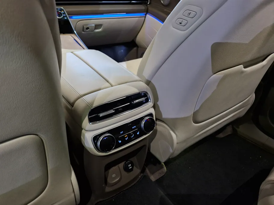 جينيسيس GV80 Premium 2023 