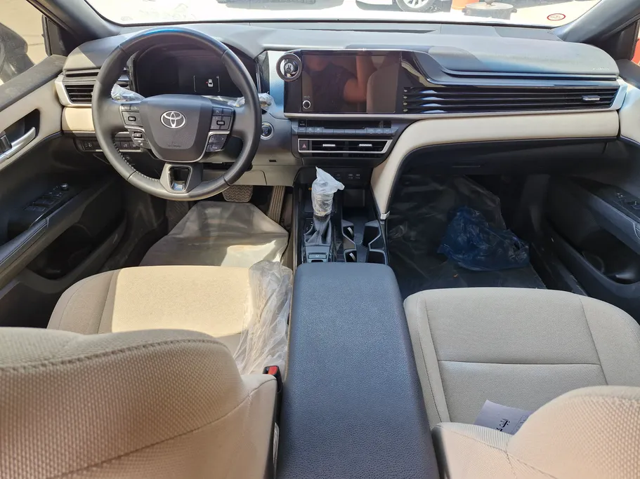 2025 Toyota Camry  LE 