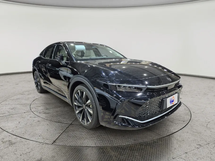 تويوتا كراون Majesta 2023 