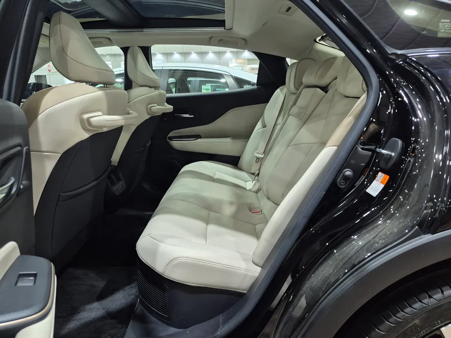 تويوتا كراون Majesta 2023 