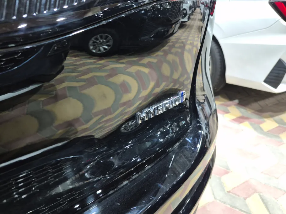 تويوتا كراون Majesta 2023 