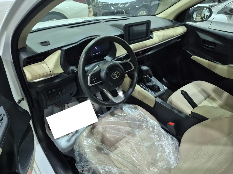 تويوتا يارس Y 2023 