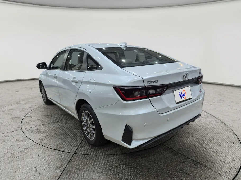 تويوتا يارس Y 2023 