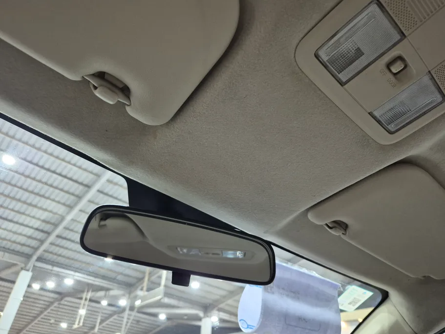 تويوتا يارس Y 2023 