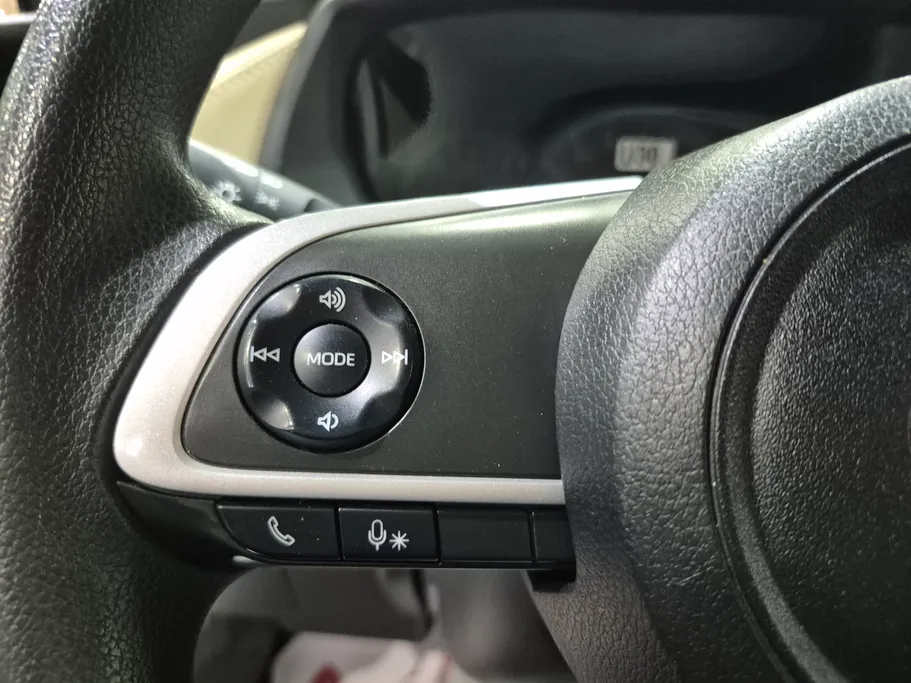 تويوتا يارس Y 2023 